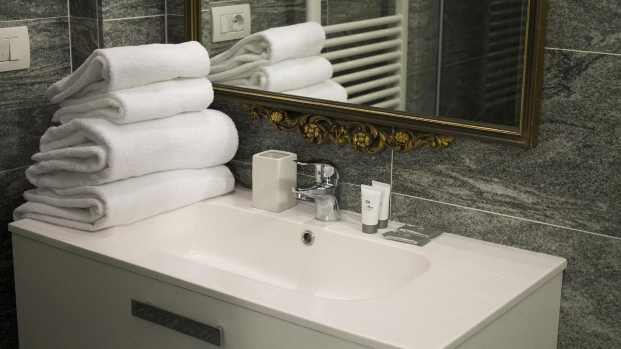 Aiello Suites Executive มิลาน ภายนอก รูปภาพ